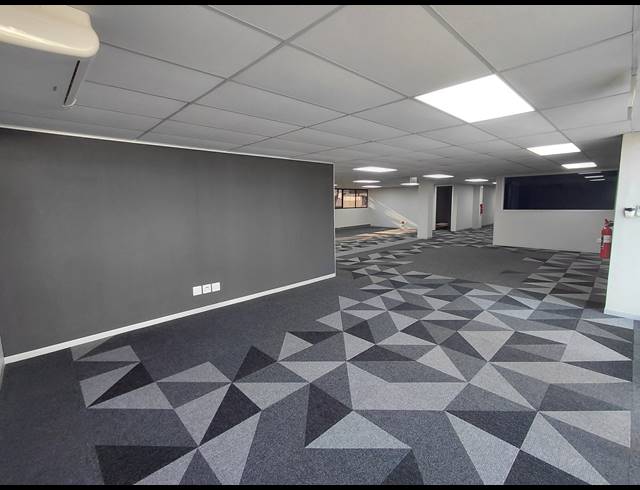 266M² OFFICE TO LET IN HALFWAY HOUSE